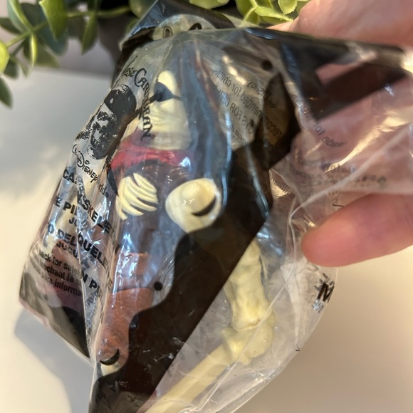 McDonald’s toy, Disney’s Pirates of the Caribbean, Skeleton figure - Picture 2 of 5